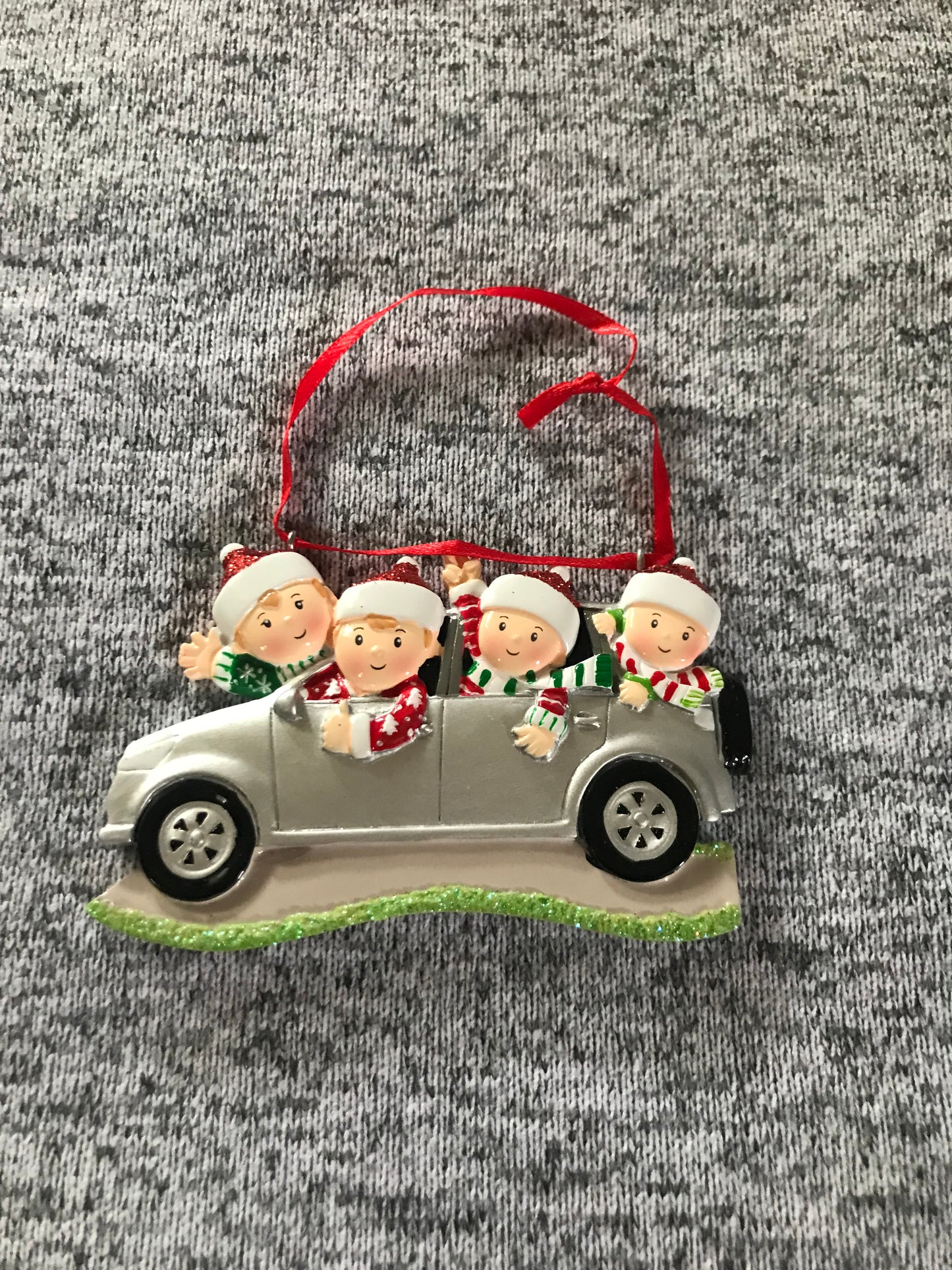 SUV Family resin ornaments