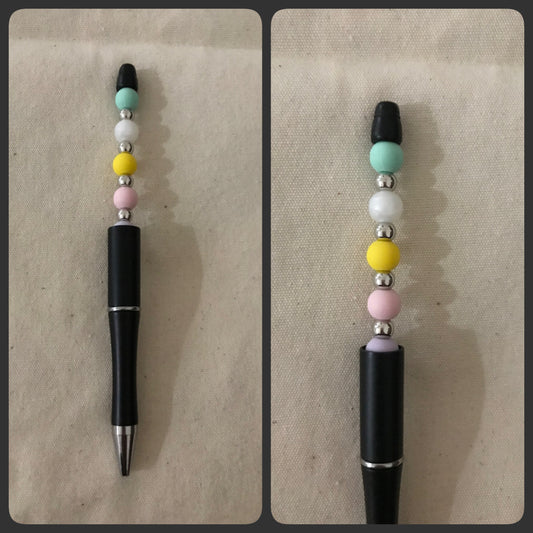 Simple beaded pen