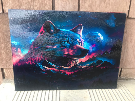 Wolf colourful cutting board