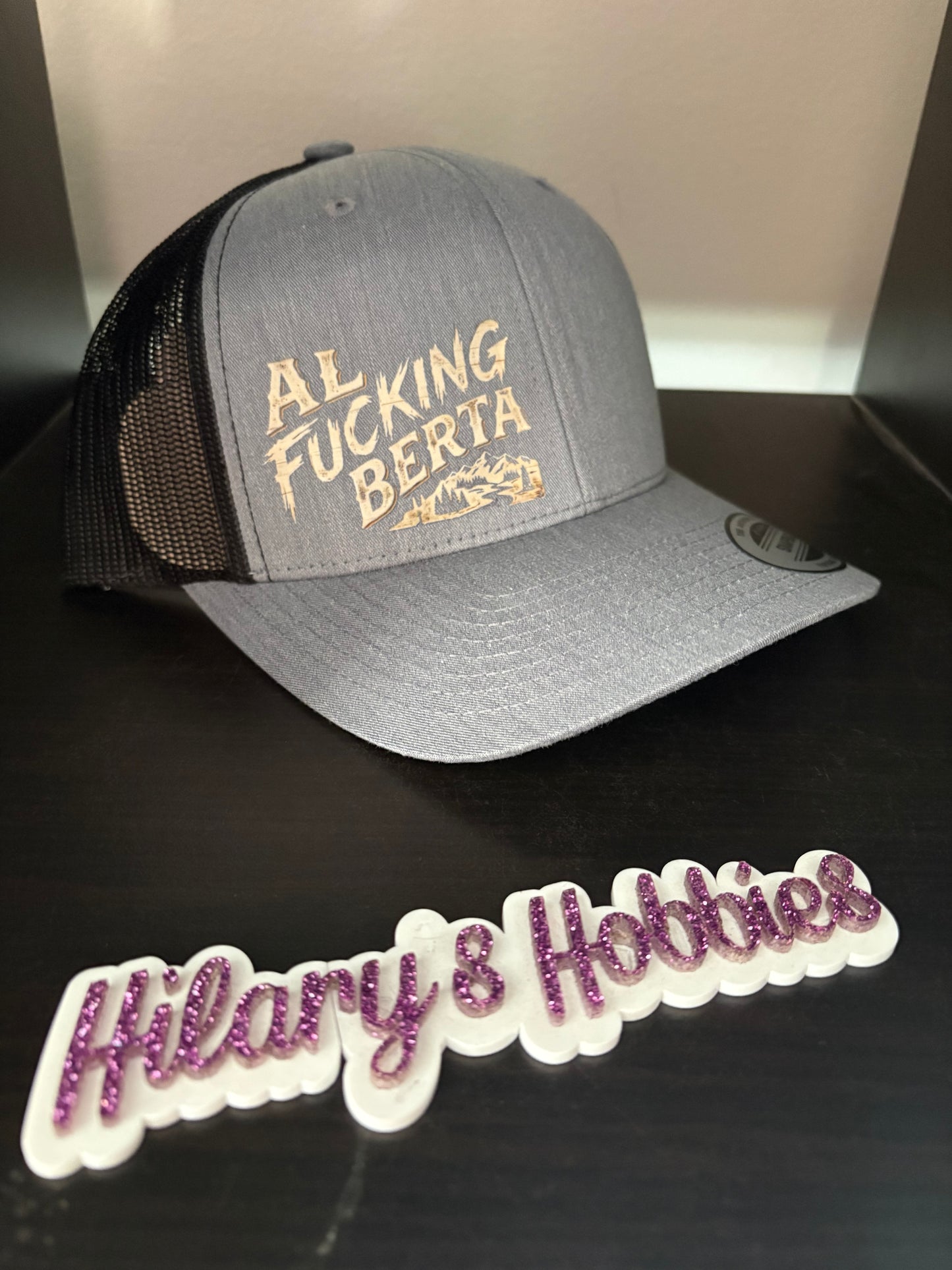 Al Fucking Berta Hat mountains