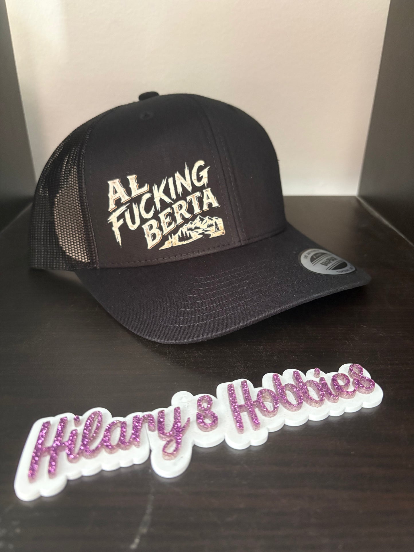 Al Fucking Berta Hat mountains